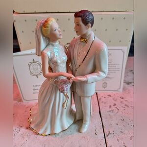 Elegant Wedding Cake Topper Figurine